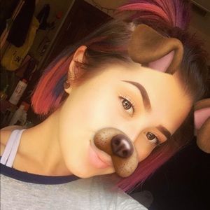 Meet your Posher, Desiree